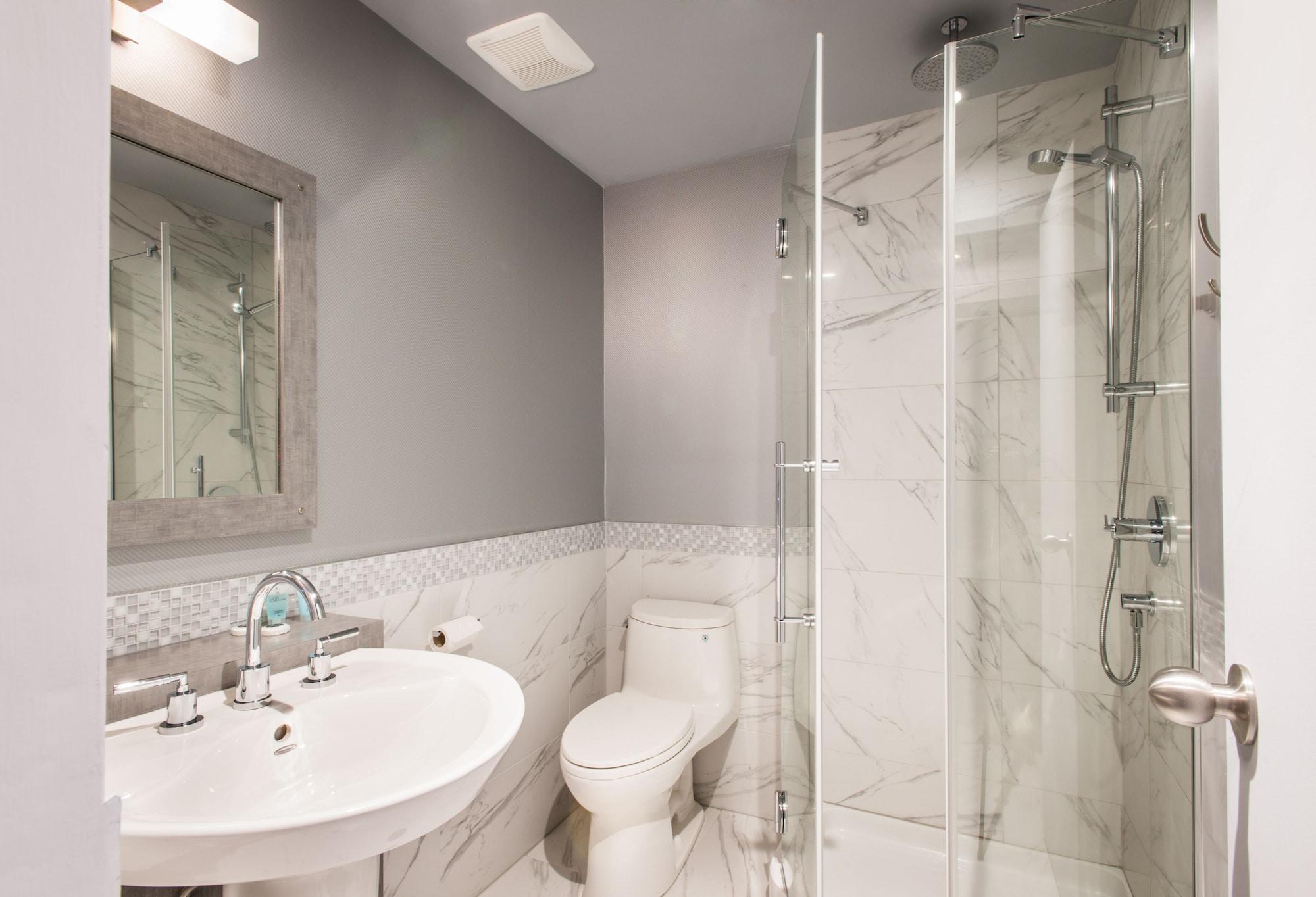 Le Chabrol Hotel & Suites Montreal Luaran gambar