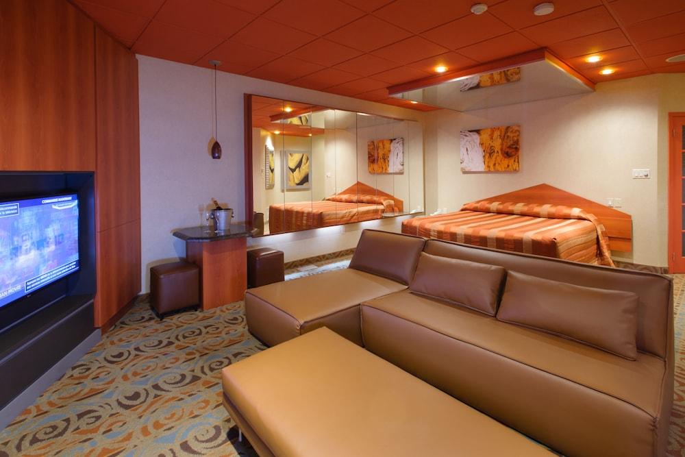 Le Chabrol Hotel & Suites Montreal Luaran gambar