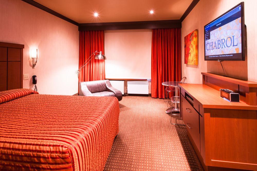 Le Chabrol Hotel & Suites Montreal Luaran gambar