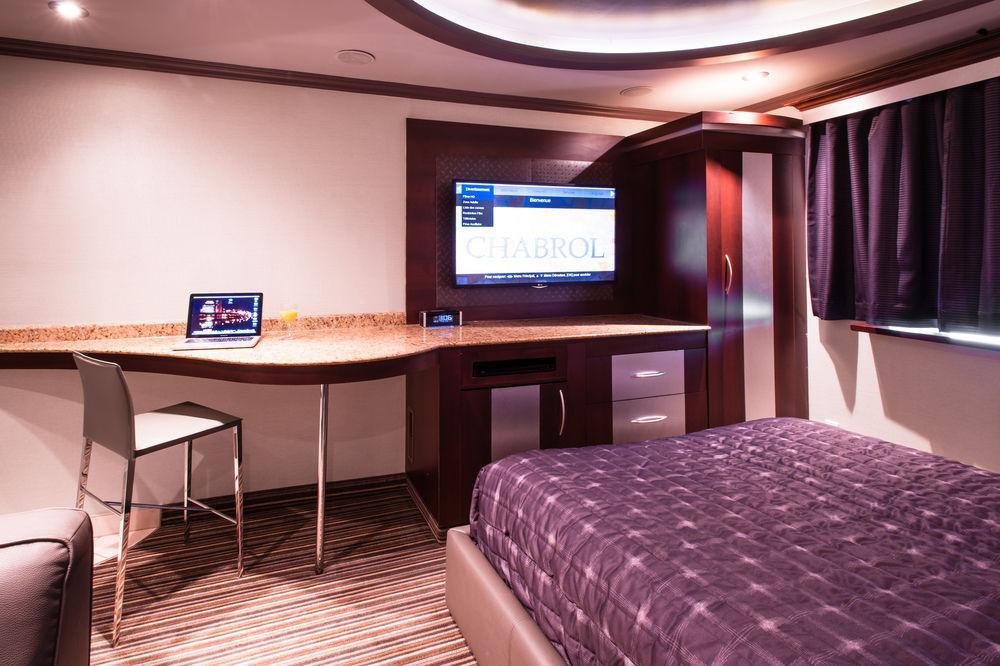 Le Chabrol Hotel & Suites Montreal Luaran gambar